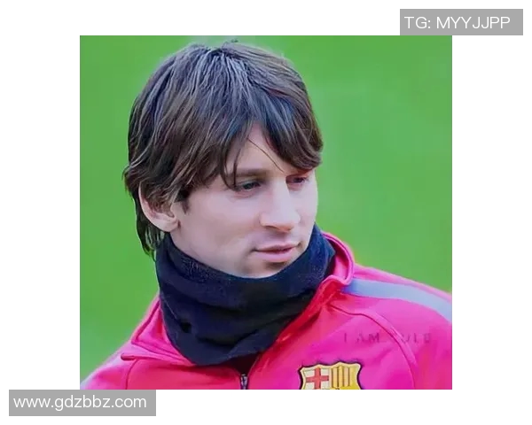 足球十号的传奇身影谁是这一位置的真正王者 足球十号的传奇身影谁是这一位置的真正王者